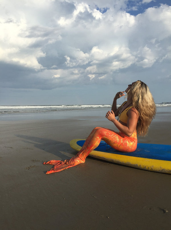 The World of Stand Up Paddle Board Fashion: Trendsetting Swimwear, Accessories, and Gear for Paddle Boarders