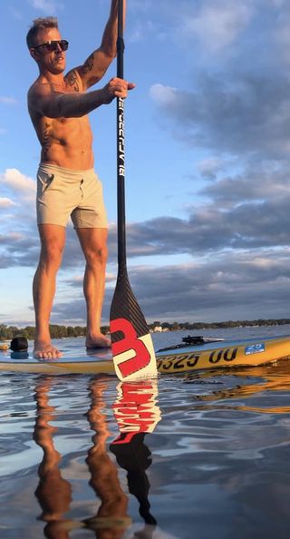 Wave Goodbye to Belly Fat: Mastering SUP for Ultimate Fitness