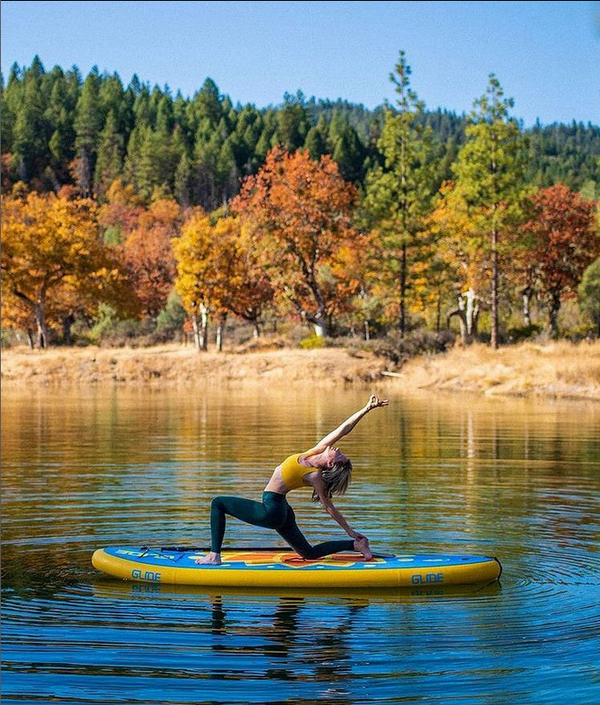 sup yoga in autumn
